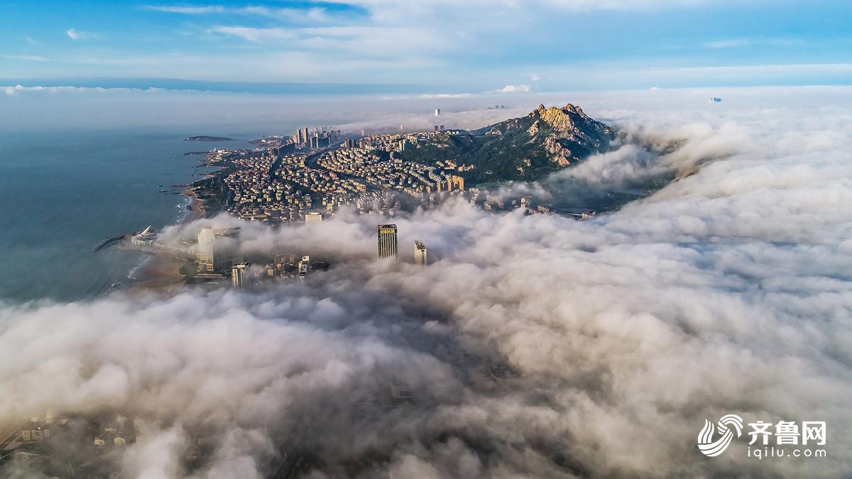 高清:遇見(jiàn)最美青島 平流霧下浮山宛入仙境 高清:遇見(jiàn)最美青島 平流霧下浮山宛入仙境