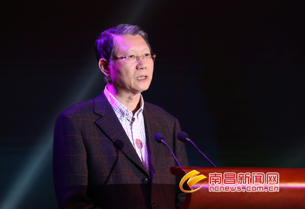 融入新時代 展翼新征程 融入新時代 展翼新征程