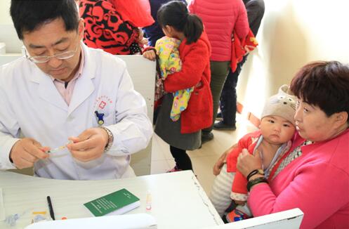 李哥莊鎮(zhèn)中心衛(wèi)生院__堅(jiān)守崗位，呵護(hù)健康