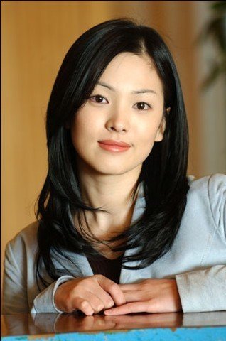 朝鮮禁止模仿韓國(guó)服飾 嚴(yán)管“宋惠喬”發(fā)型(圖)