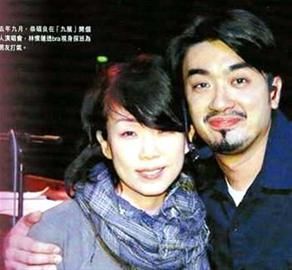 樂手恭碩良與林憶蓮的“姐弟戀” 樂手恭碩良與林憶蓮的“姐弟戀”