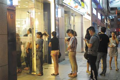 昔日鼎盛美食街變老青島回憶 麥島美食街變金融街