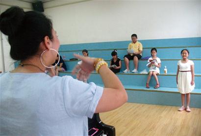 暑假興趣班花費超萬元 焦慮家長怕輸起跑線