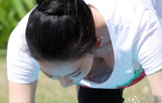 林志玲三亞瑜伽險(xiǎn)露點(diǎn)