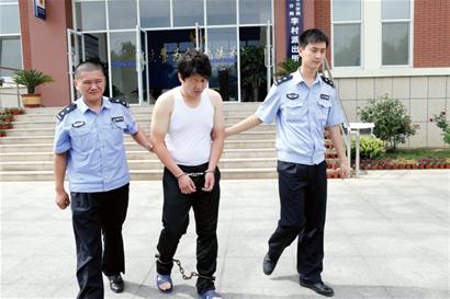 色男酒后騙奸妙齡女 被抓時(shí)與另一女子開房