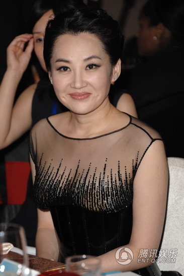 許晴透視裝亮相驚艷全場(chǎng)