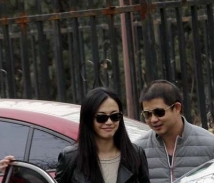 姚晨默認與男友曹郁婚訊