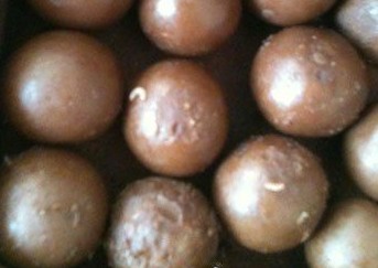 好時巧克力屢現(xiàn)蛆蟲 公司回應運輸環(huán)節(jié)不可控