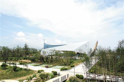 西海岸開(kāi)建CBD 打造青島曼哈頓 西海岸開(kāi)建CBD 打造青島曼哈頓