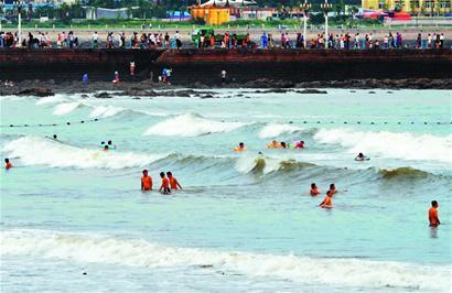 布拉萬對青島影響今夜減弱 后天轉晴升溫