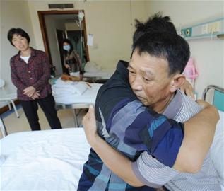 58歲膠南老農(nóng)割腎救子 賣房湊錢借遍親戚仍不夠手術費