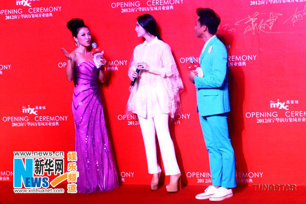 范冰冰10分鐘吸金60萬 蕾絲薄紗上陣風情萬種