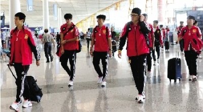 國(guó)足出國(guó)比賽坐公務(wù)艙 百萬(wàn)機(jī)票錢(qián)引爭(zhēng)議