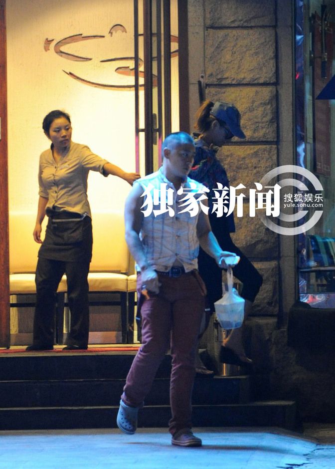 寧?kù)o酒店開房孫儷柳巖美艷現(xiàn)身