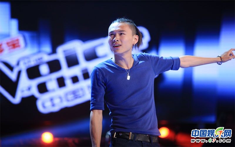 揭中國好聲音那英隊深厚背景 黃勇藏真身梁博變黑馬