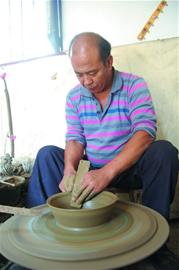 青島老窯匠隱姓埋名30年后出山 復活500歲黑陶