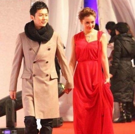 李晨張馨予分手 知情人：認識當(dāng)晚就同居 曾計劃結(jié)婚