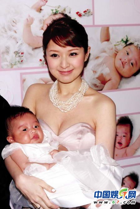 TVB新老乳神拋胸比身材 做主持接廣告嫁豪門風(fēng)光無限