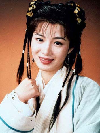 在古裝劇中，陳少霞算得上是“金牌配角”，許多角色都堪稱經(jīng)典