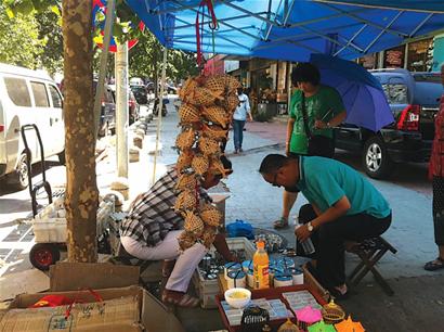 青島秋蟲(chóng)賣出海鮮價(jià) 三大鳴蟲(chóng)秋末搶市