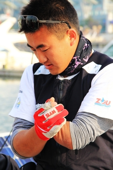 青島獨(dú)臂哥揚(yáng)帆環(huán)游中國(guó)海