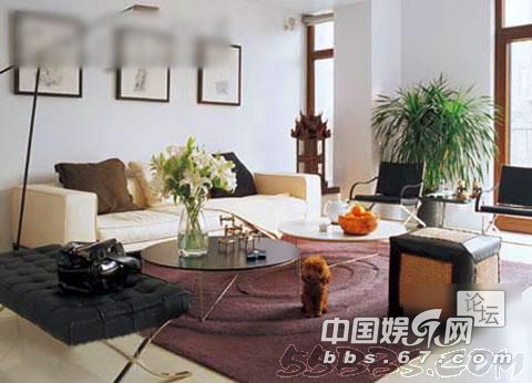 網(wǎng)曝王艷老公王志才傍富婆上位娶小三養(yǎng)眼 罕見結(jié)婚照曝光