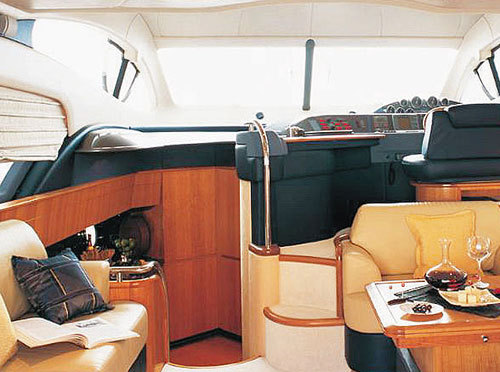 黎明婚姻告急付樂(lè)基兒億元贍養(yǎng)費(fèi) 曾送豪宅游艇露真容