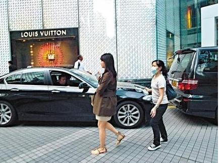 黎姿懷孕9月挺巨肚上圍激增 老公獎20億豪禮