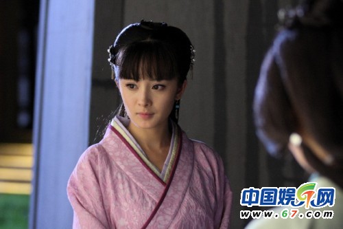 楊冪劉詩(shī)詩(shī)佟麗婭唐嫣 美艷大PK誰(shuí)是古裝女神