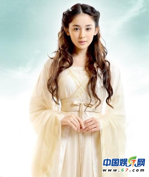 楊冪劉詩(shī)詩(shī)佟麗婭唐嫣 美艷大PK誰(shuí)是古裝女神