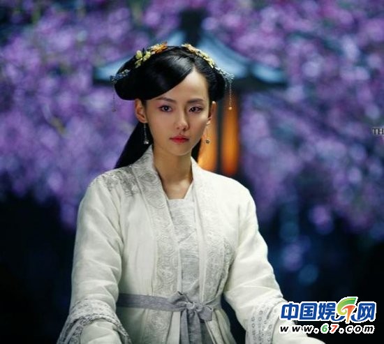 楊冪劉詩(shī)詩(shī)佟麗婭唐嫣 美艷大PK誰(shuí)是古裝女神