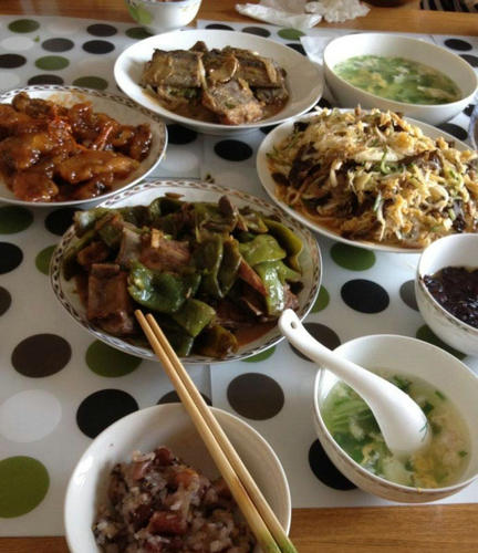 圖揭明星微妙的婆媳關(guān)系 天生的冤家難對頭