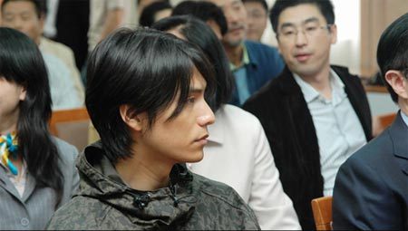 男明星罕見素顏照曝光 王力宏吳彥祖現(xiàn)真容