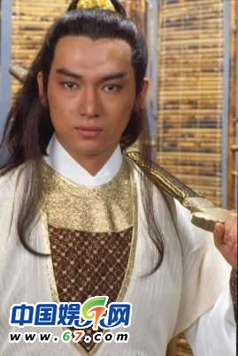 國(guó)慶娛樂熱點(diǎn):好聲音梁博背景曝光王菲惹禍