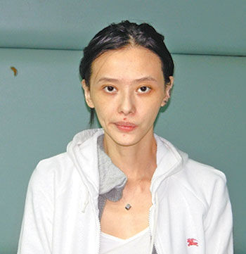 圖揭?jiàn)蕵?lè)圈里毫無(wú)市場(chǎng)的女藝人 扶都扶不上墻