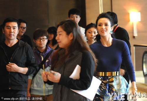 章子怡回應(yīng)被結(jié)婚被7億:時間定好請柬發(fā)我一張