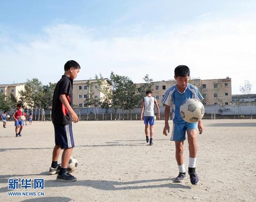 朝鮮中學生校園生活揭秘