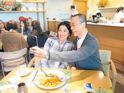 關詠荷歐陽震華再演情侶