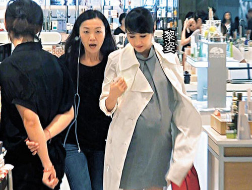 黎姿8日誕下7斤女?huà)肴∶鸓egella 母女平安