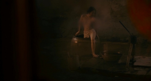 為藝術(shù)獻(xiàn)身女星 脫真的需要勇氣