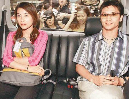 愛(ài)情佳話亮晶晶雙方現(xiàn)狀:一個(gè)超生一個(gè)嫁豪門