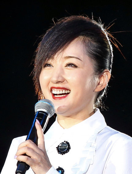 這些明星一笑就破功，囧死了