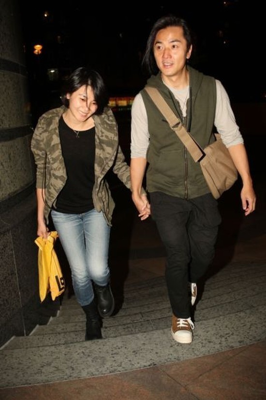 鄭伊健首次談三任女友 稱與梁詠琪愛(ài)情轟烈 鄭伊健首次談三任女友 稱與梁詠琪愛(ài)情轟烈