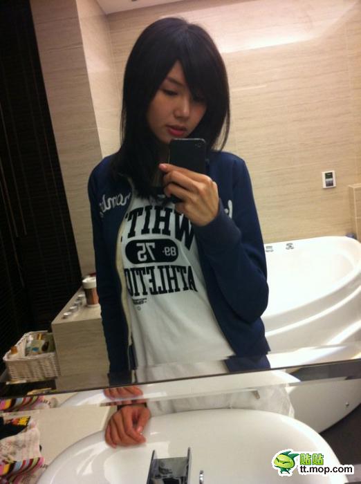 冠希哥淪陷 新歡賣萌自拍簡直美爆