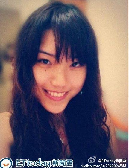 新加坡國立大學(xué)男生拍色情片 女友志愿做女主角