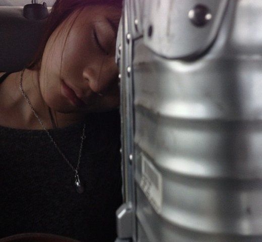 陳冠希曬與新歡親密照 扮無辜稱否認認識Angela