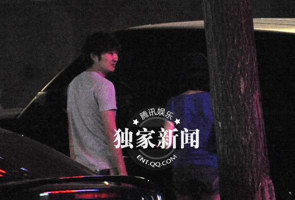 董潔與'小三'王大治吃飯照曝光 未有親密舉動(dòng)