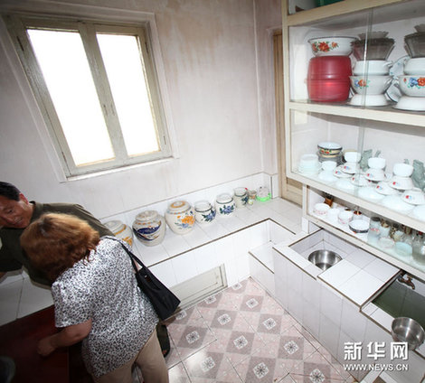 朝鮮合作農(nóng)場居民生活揭秘:電視電腦不缺