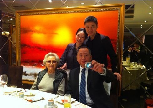 大小S收工探望父親