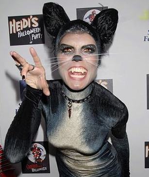 國(guó)內(nèi)外明星雷人“妖裝”盤(pán)點(diǎn) 囧